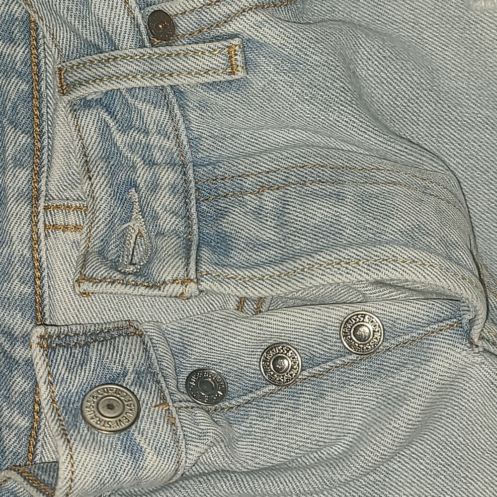 Levi's 501 Button Fly Light Wash Distressed Jeans Sz 14/32 - Picture 2 of 4